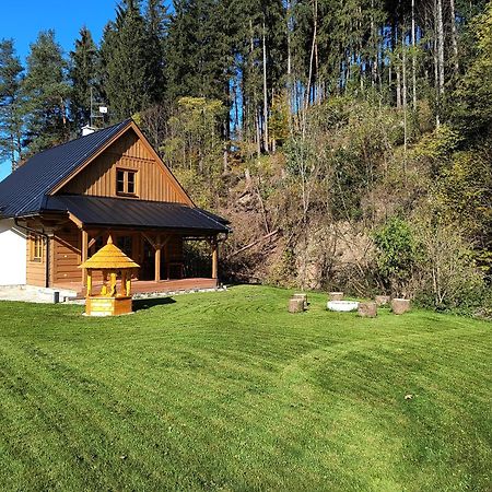 Villa Roubenka U Potoka Velké Karlovice Esterno foto